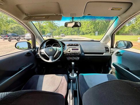 Used 2007 Honda Fit Sport image 11