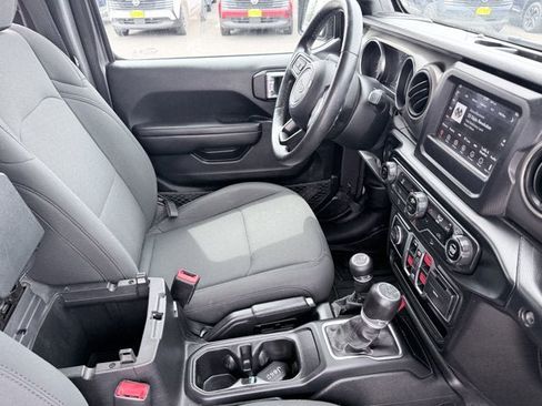 Used 2020 Jeep Wrangler Unlimited Sport S AWD/4WD image 18