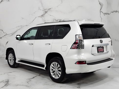Used 2023 Lexus GX 460 Premium image 9