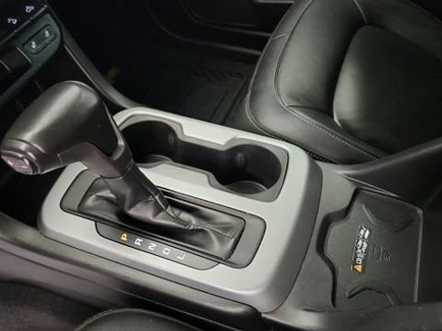 Used 2019 Chevrolet Colorado ZR2 AWD/4WD image 13