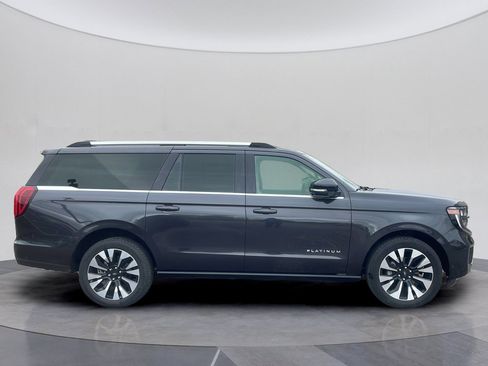 Certified 2025 Ford Expedition Max Platinum w/ Driver's Package AWD/4WD image 7