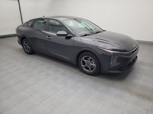 Used 2025 Kia K4 FWD image 11