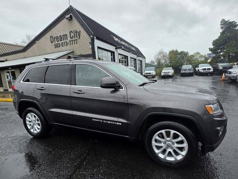 Used 2014 Jeep Grand Cherokee Laredo w/ Security & Convenience Group image 5