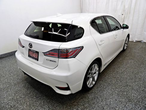 Used 2016 Lexus CT 200h FWD image 6