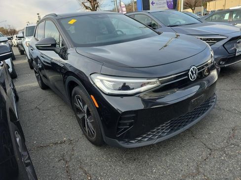 Used 2023 Volkswagen ID.4 Pro S image 3