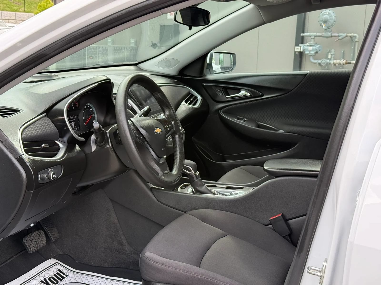 Used 2024 Chevrolet Malibu LS FWD image 10