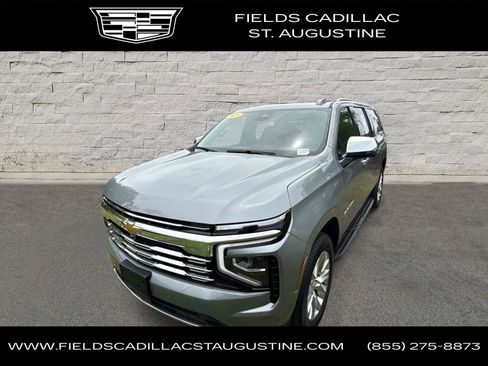 Used 2025 Chevrolet Suburban Premier RWD image 1