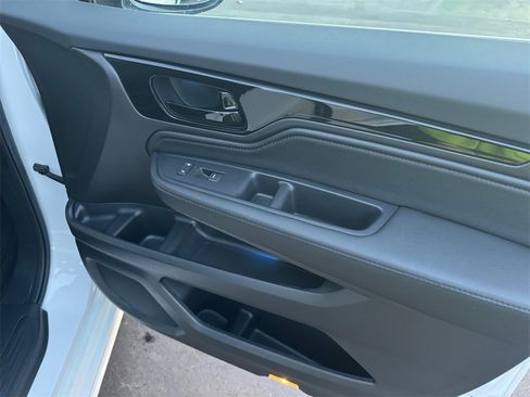 Certified 2024 Honda Odyssey Touring image 22