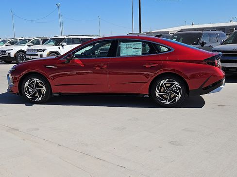 New 2026 Hyundai Sonata SEL image 2