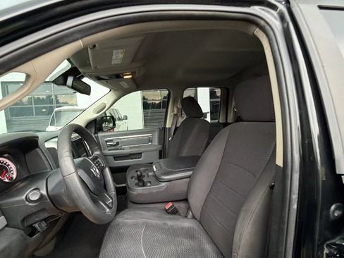Used 2019 RAM 1500 Warlock AWD/4WD image 17