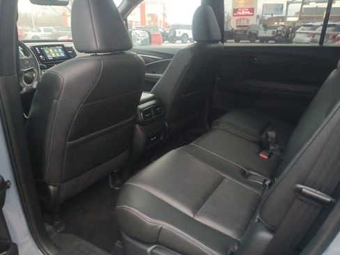 Used 2024 Honda Passport EX-L image 17