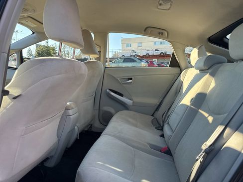 Used 2014 Toyota Prius Two image 23