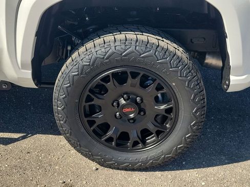 New 2026 Toyota Tacoma SR5 image 18