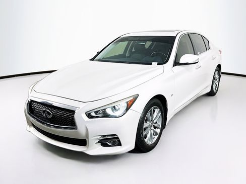 Used 2015 INFINITI Q50 AWD w/ Moonroof Package image 3