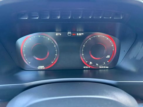 Used 2016 Volvo XC90 T6 Momentum w/ Vision Package AWD/4WD image 30