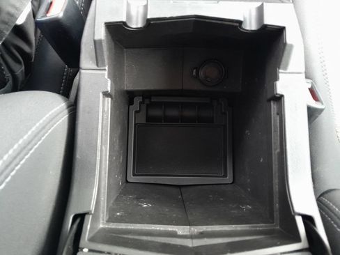 Used 2020 Subaru Forester Premium AWD/4WD image 27