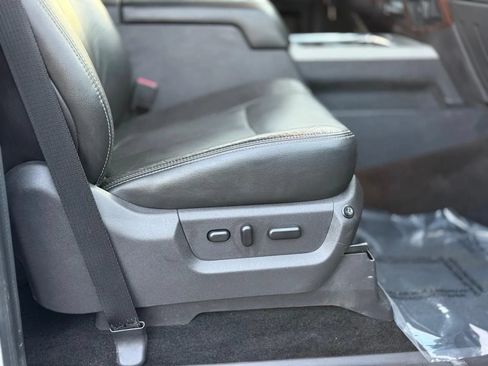 Used 2013 Ford F250 Lariat w/ Chrome Pkg AWD/4WD image 27