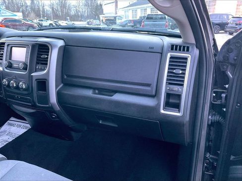 Used 2024 RAM 1500 Classic SLT image 12