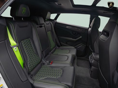 Used 2024 Lamborghini Urus S AWD/4WD image 12