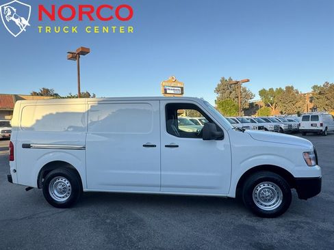 Used 2019 Nissan NV 2500 S image 1