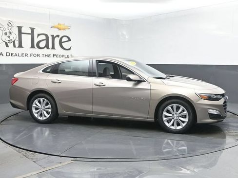 Used 2025 Chevrolet Malibu LT FWD image 48