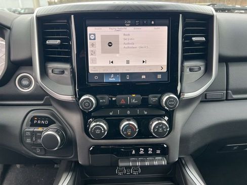 New 2026 RAM 1500 4x4 Crew Cab image 21