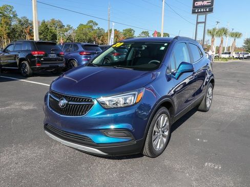 Used 2020 Buick Encore Preferred w/ Safety Package image 3