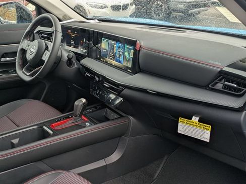 New 2026 Nissan Kicks SR image 30