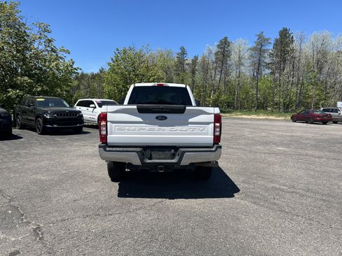 Used 2022 Ford F250 XLT AWD/4WD image 4