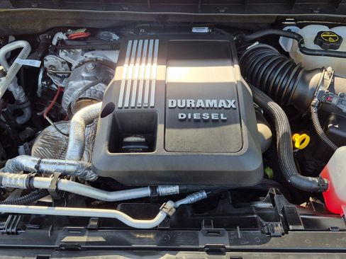 Used 2024 Chevrolet Silverado 1500 RST w/ Convenience Package II AWD/4WD image 35