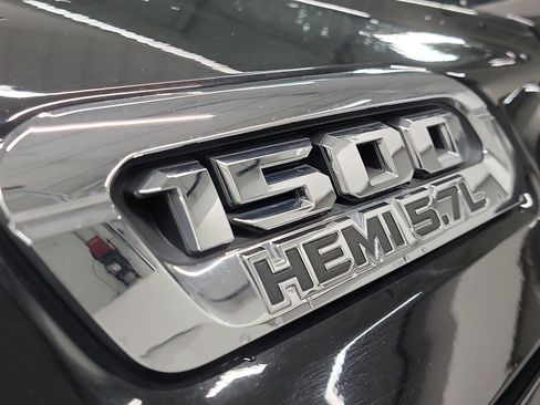 Used 2019 RAM 1500 Limited image 33