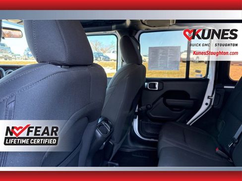Used 2022 Jeep Wrangler Unlimited Sport image 38