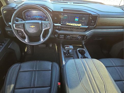 Used 2024 Chevrolet Silverado 1500 High Country w/ Technology Package image 11