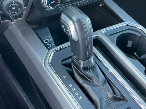 Used 2017 Ford F150 Platinum w/ Equipment Group 701A Luxury image 22