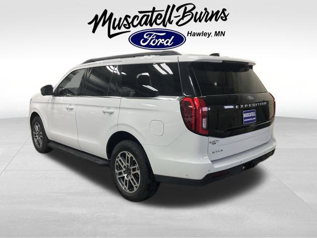 Certified 2025 Ford Expedition Active AWD/4WD image 3
