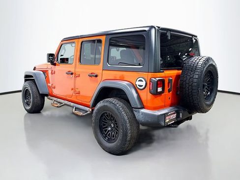 Used 2018 Jeep Wrangler Unlimited Sport S image 9