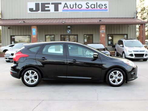 Used 2014 Ford Focus SE image 8