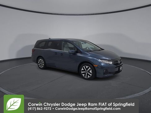 Used 2025 Honda Odyssey EX-L image 3
