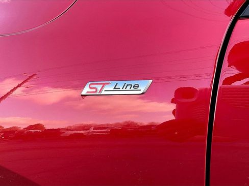 New 2026 Ford Escape ST-Line w/ Cold Weather Package image 9