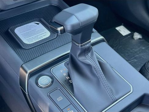 New 2027 Kia Seltos S FWD image 16