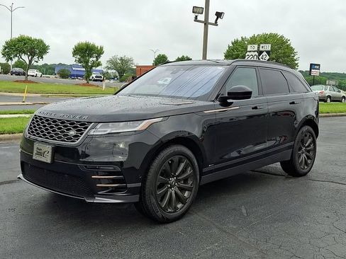 Used 2018 Land Rover Range Rover Velar R-Dynamic SE AWD/4WD image 3