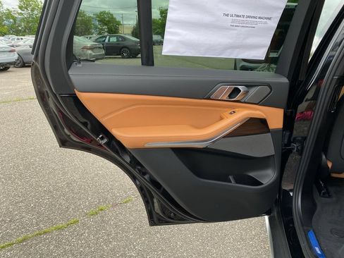 New 2026 BMW X5 xDrive40i w/ Premium Package AWD/4WD image 6