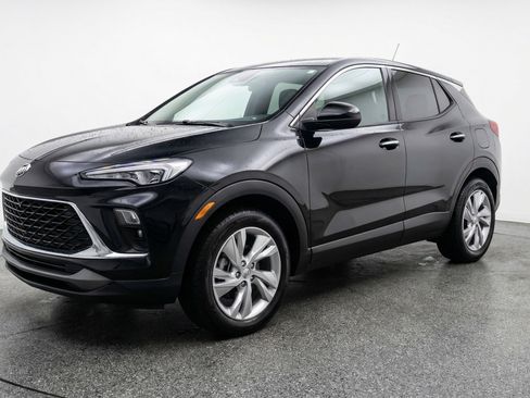 Used 2025 Buick Encore GX Preferred FWD image 3