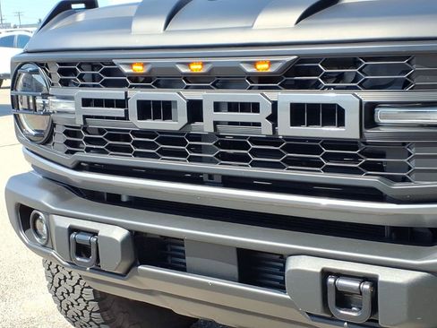Used 2023 Ford Bronco Black Diamond AWD/4WD image 35