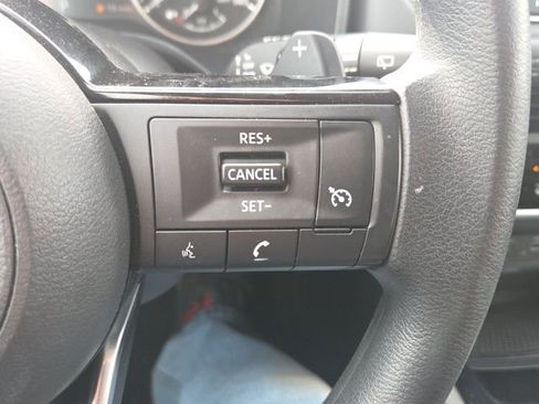 Used 2021 Nissan Rogue S image 36