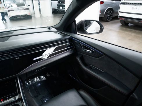 Used 2022 Audi RS Q8 image 10