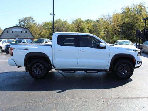 Used 2025 Nissan Frontier PRO-4X w/ Pro Premium Package image 4