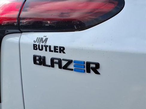 New 2026 Chevrolet Blazer EV LT FWD image 23