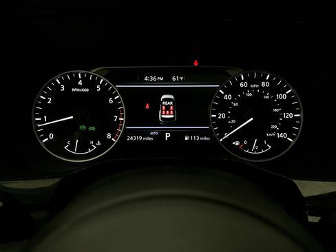 Used 2024 Nissan Pathfinder SV w/ SV Premium Package AWD/4WD image 13