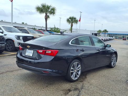 Used 2023 Chevrolet Malibu LT w/ Driver Confidence Package FWD image 2